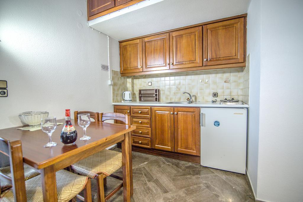 Elpida Aparthotel Guwes Zewnętrze zdjęcie